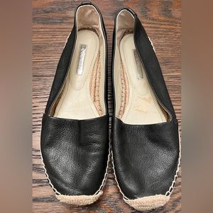 BCBGeneration, leather upper shoes with straw and beading. Size 7M